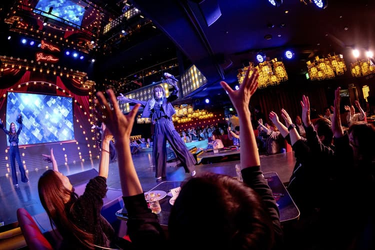 エンタメショーレストランのスタッフ募集！華やかなショーを、コースやビュッフェで演出！